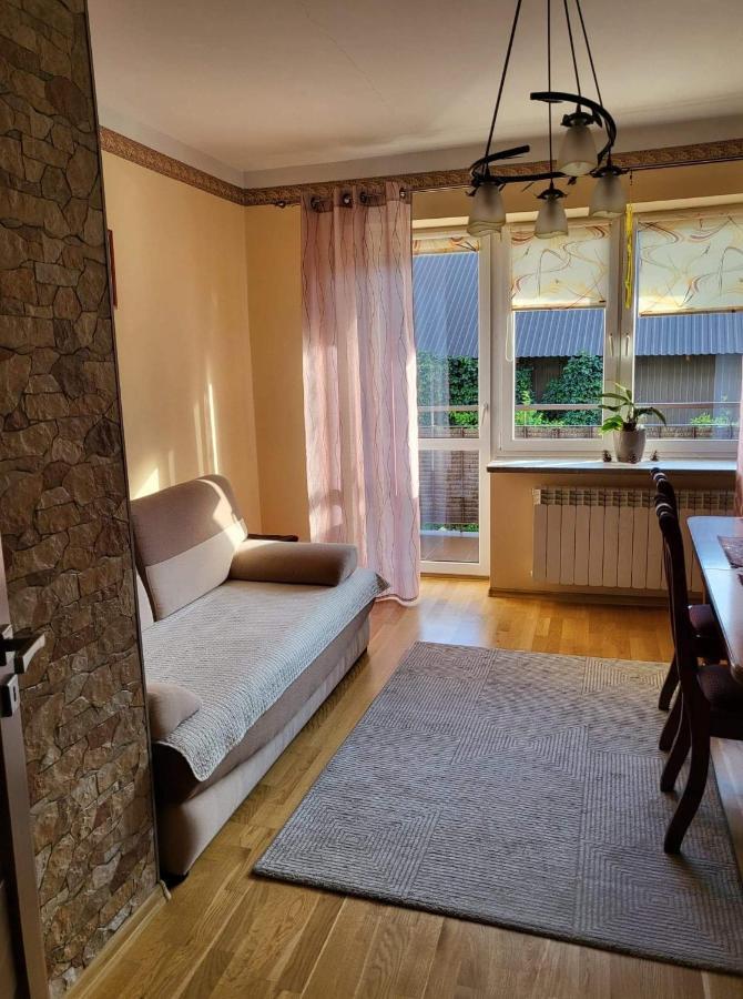 3-Pokojowe Mieszkanie Do Wynajecia, Tylicz Exterior foto